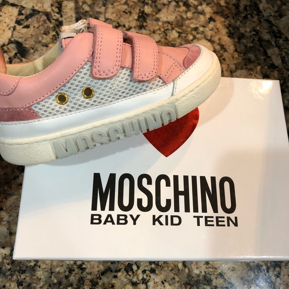 Moschino